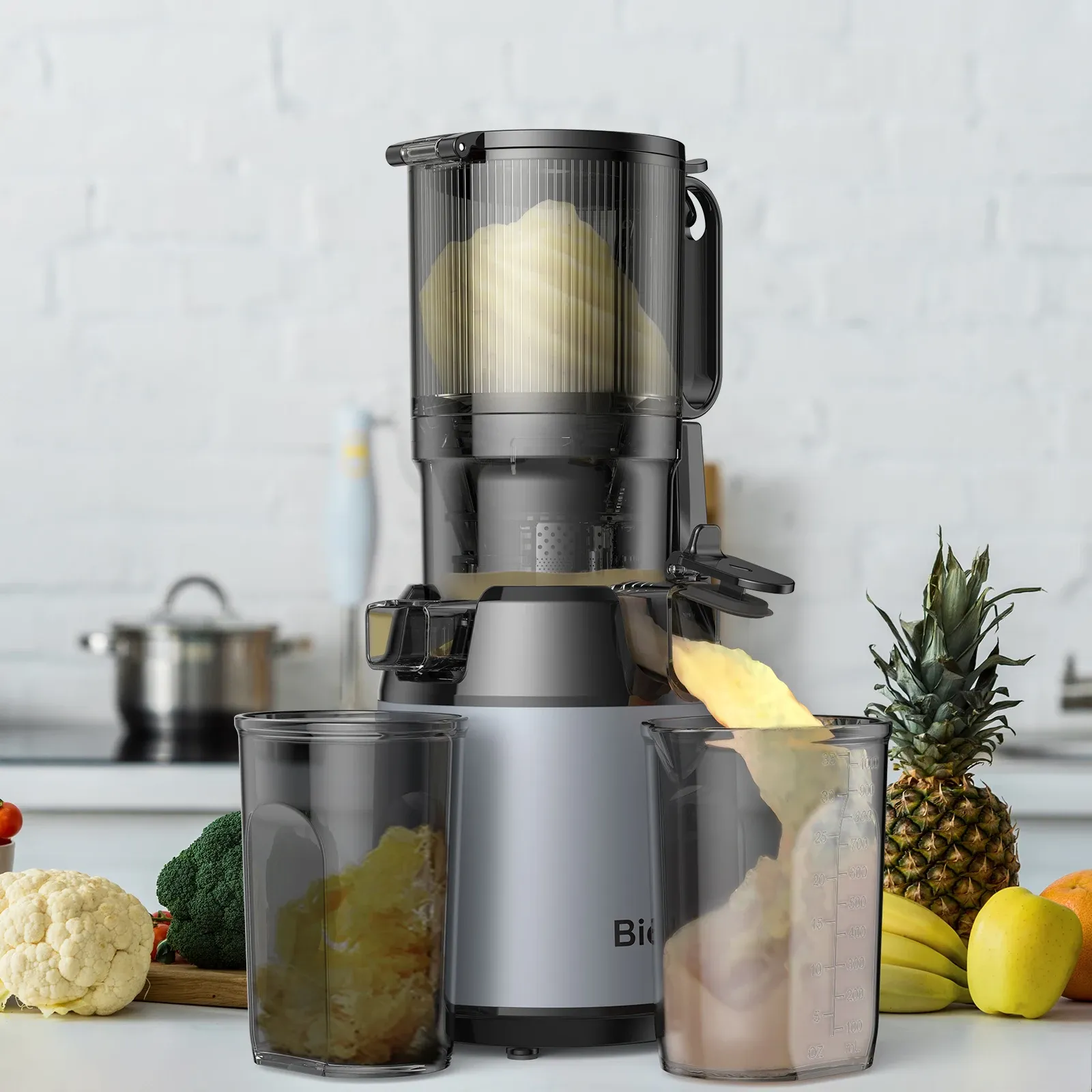 BioloMix slowjuicer met 130 mm vulopening en 65 rpm