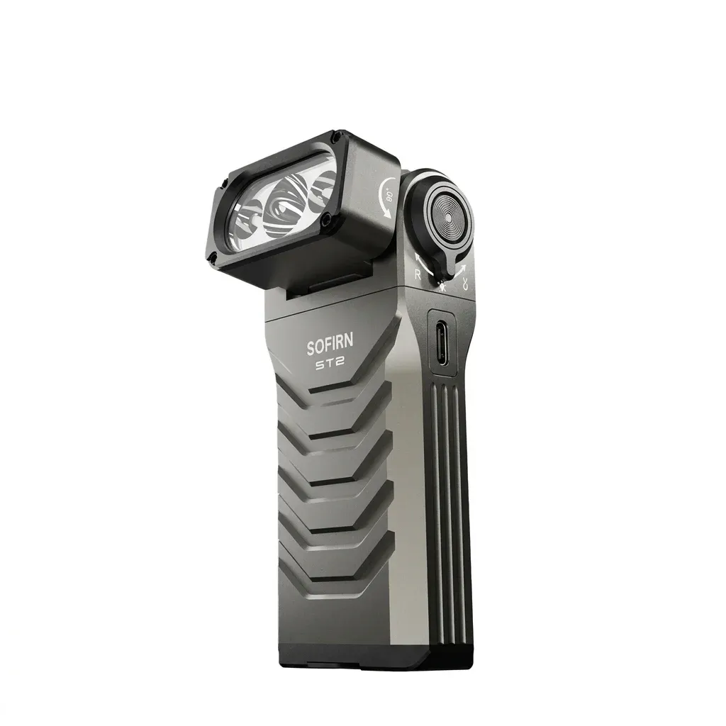 Sofirn ST2 tactische zaklamp schuin